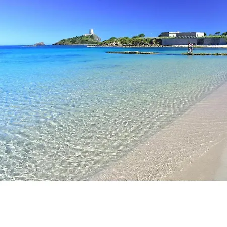 Sun Lovers Is Molas Pula